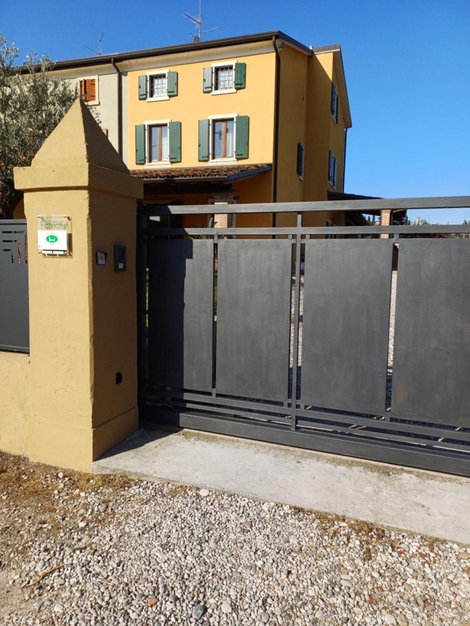 B&B Civico 61 Pastrengo Εξωτερικό φωτογραφία